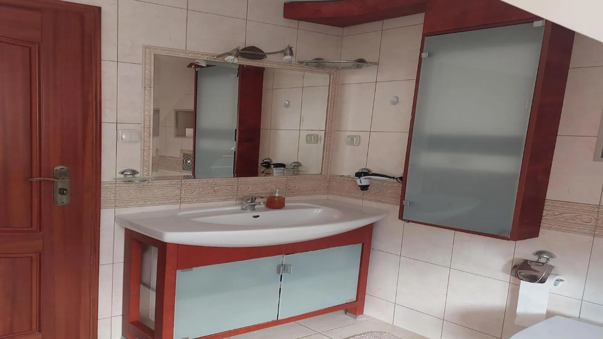Large Apartment In Sopot Polónia